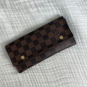 Louis Vuitton Long Snap Wallet